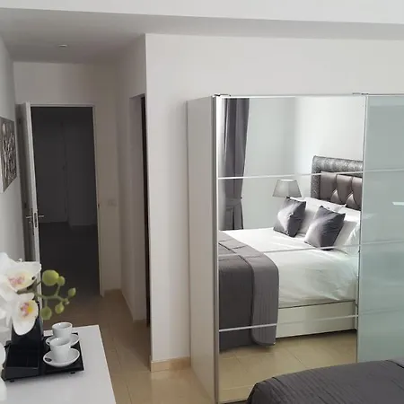 Villafonzie Adults Only Gayfriendly Bed & Breakfast *